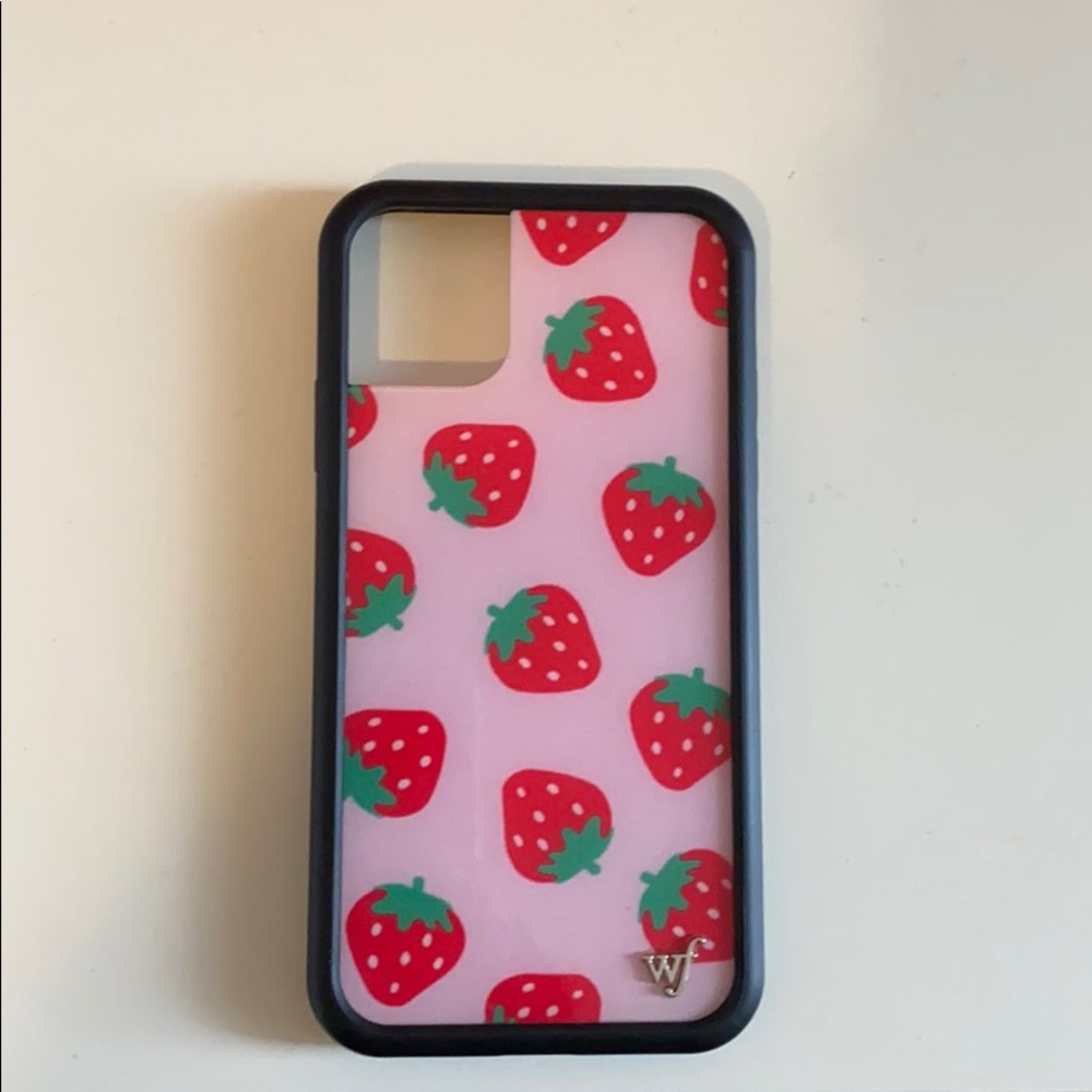 Wildflower Strawberry Case - iPhone 11